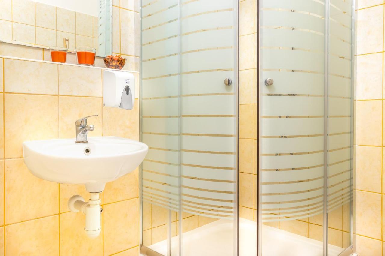 Hotel Zannam Brno Esterno foto